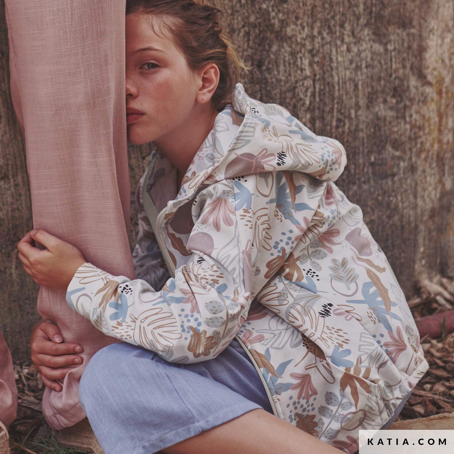 Tela SUMMER SWEAT RUSTIC FOLIAGE de KATIA