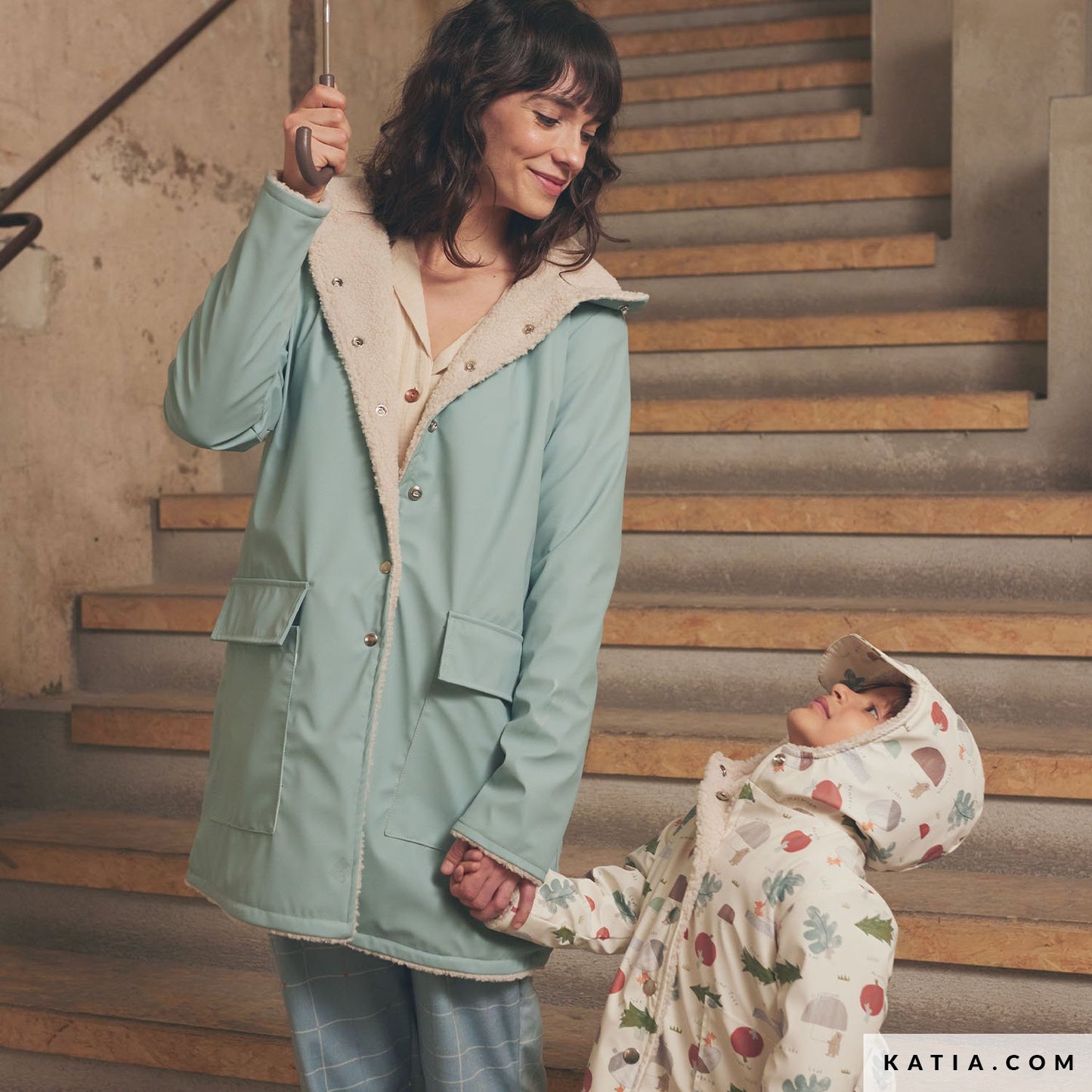 Tela RAINCOAT SOLID COLOR Gray Mist de KATIA